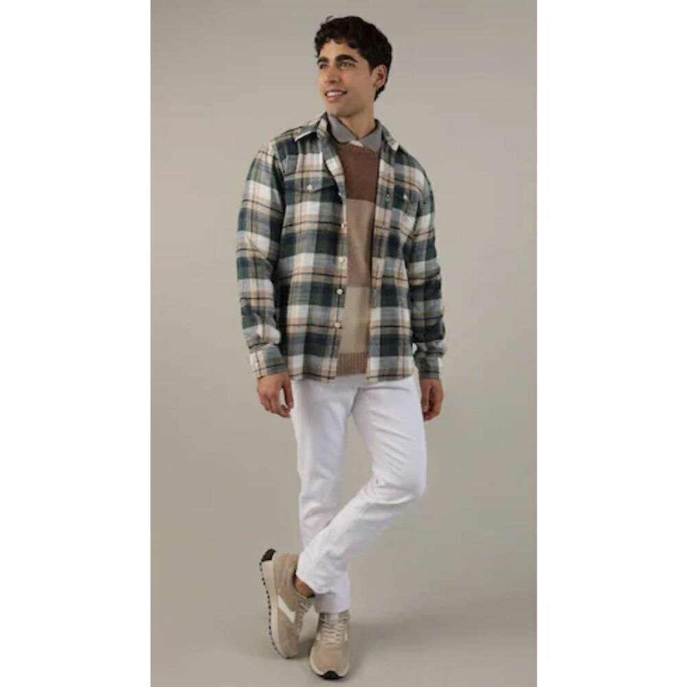 American Eagle Outfitters Flannel Mens Size Small Green Plaid Super Soft Button